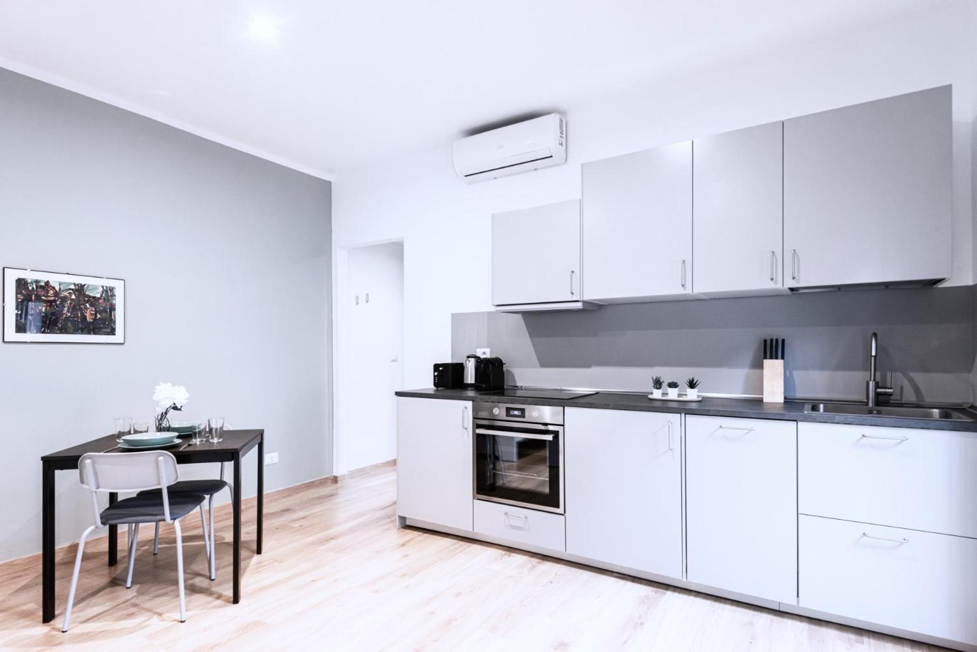 Appartement Easylife - Studio Con Balcone In Risorgimento à Milan Extérieur photo